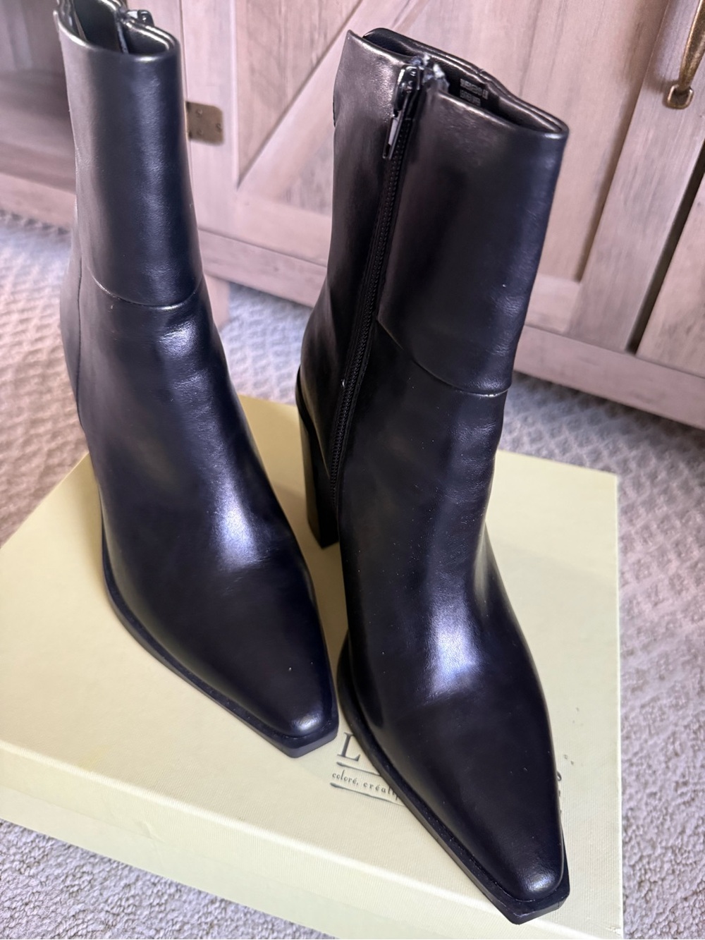 Steve Madden Black Pointed Leather Zip Ankle Boots